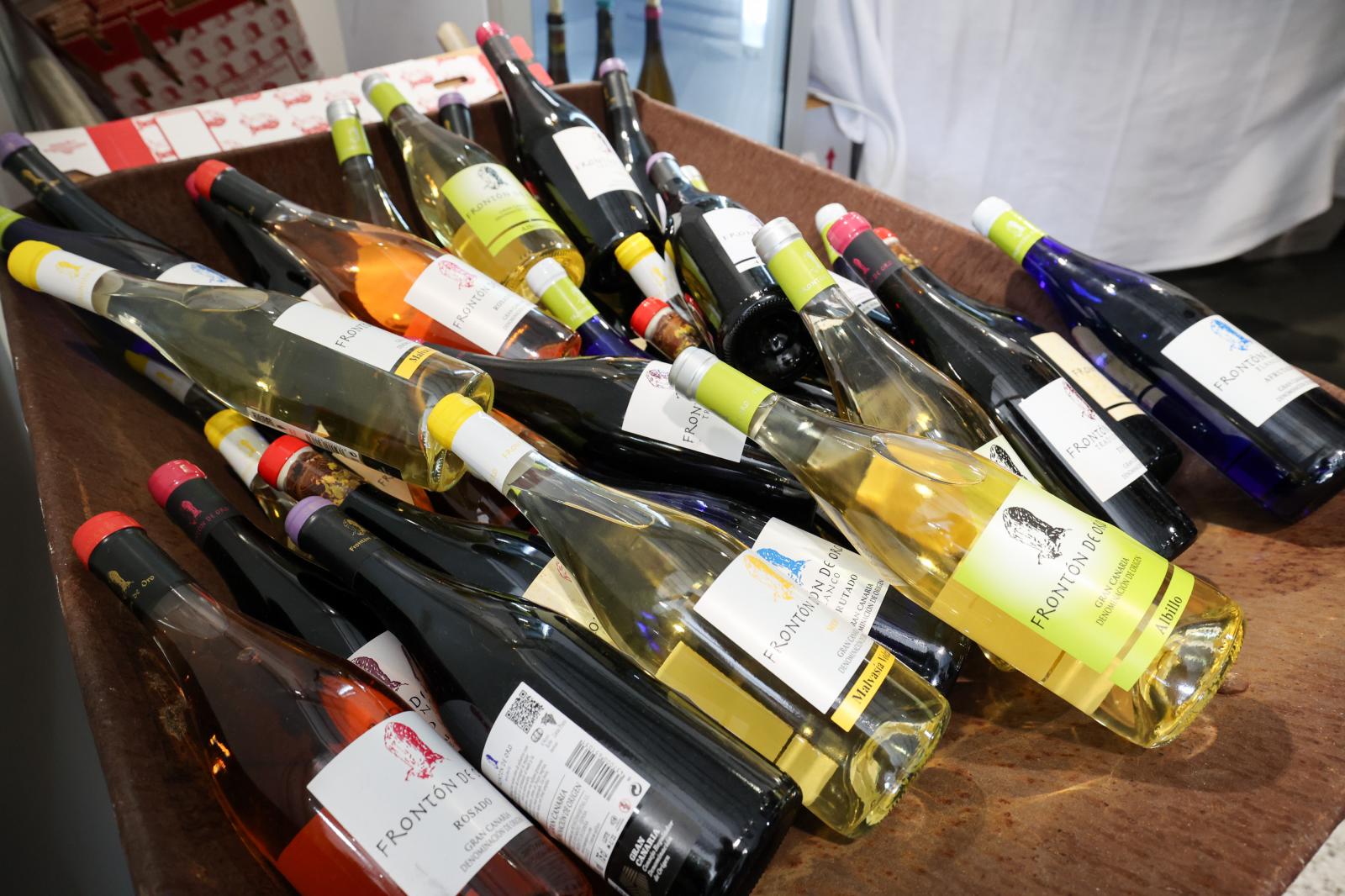 Las mejores imágenes de la feria regional de vino, queso y miel en Santa Brígida