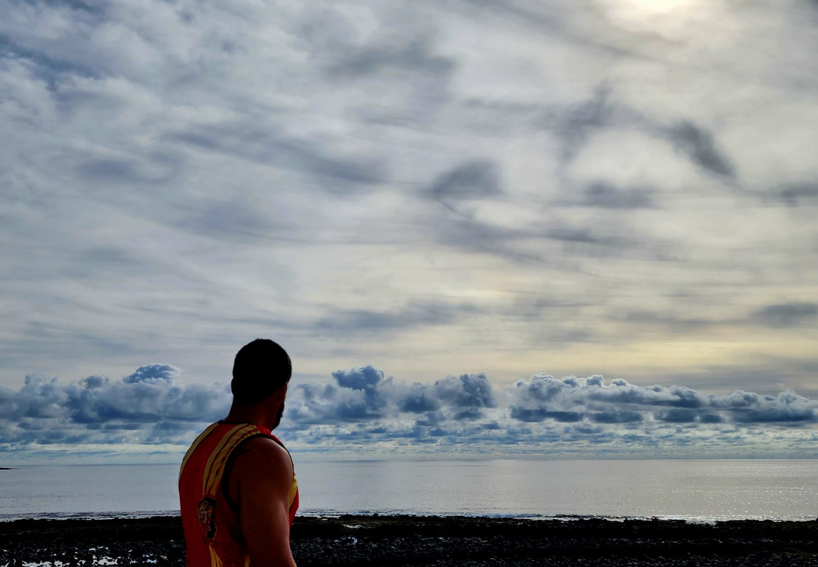 Cielos nubosos y lluvias débiles para comenzar la semana en Canarias