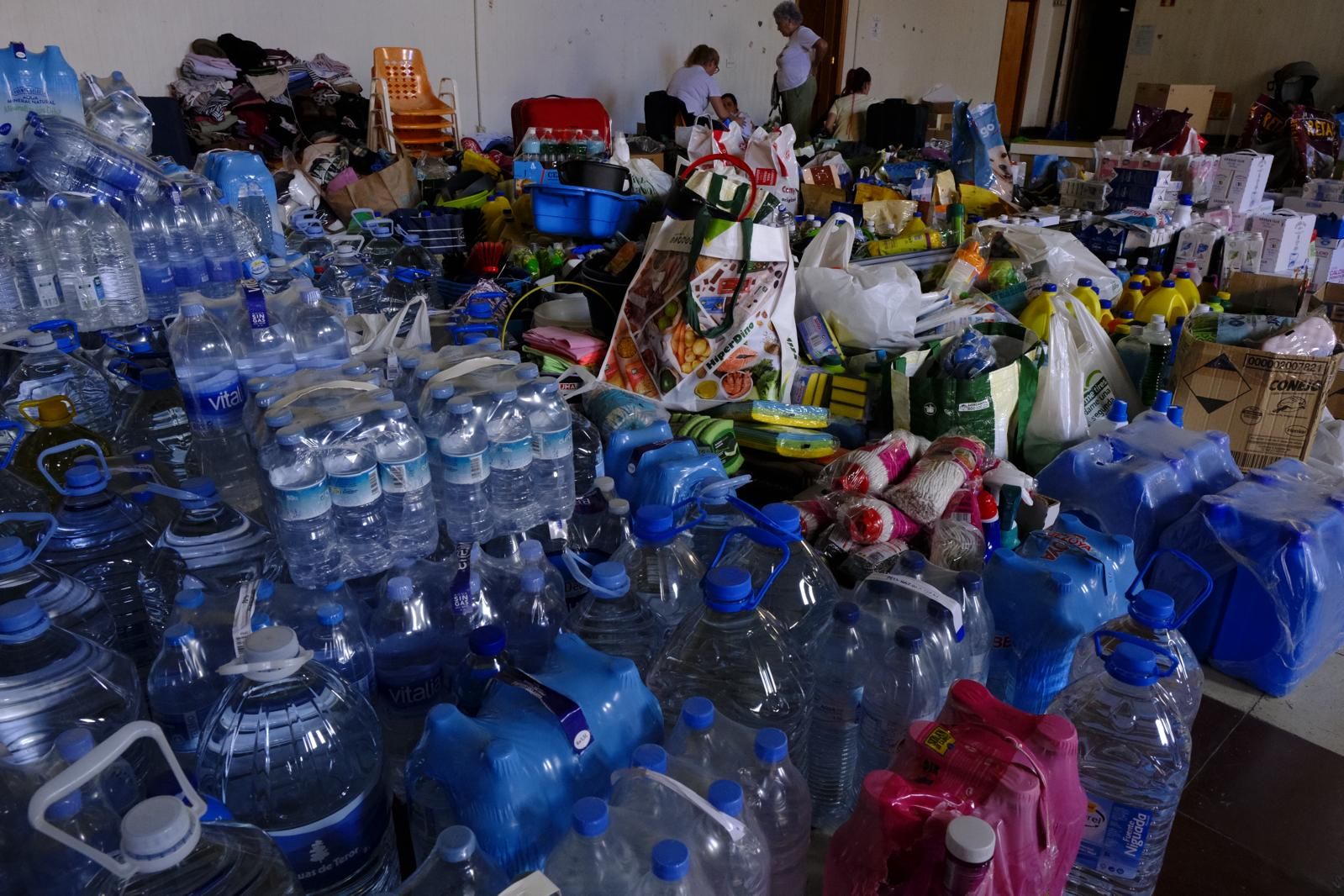 Las fotos de la recogida solidaria de La Isleta