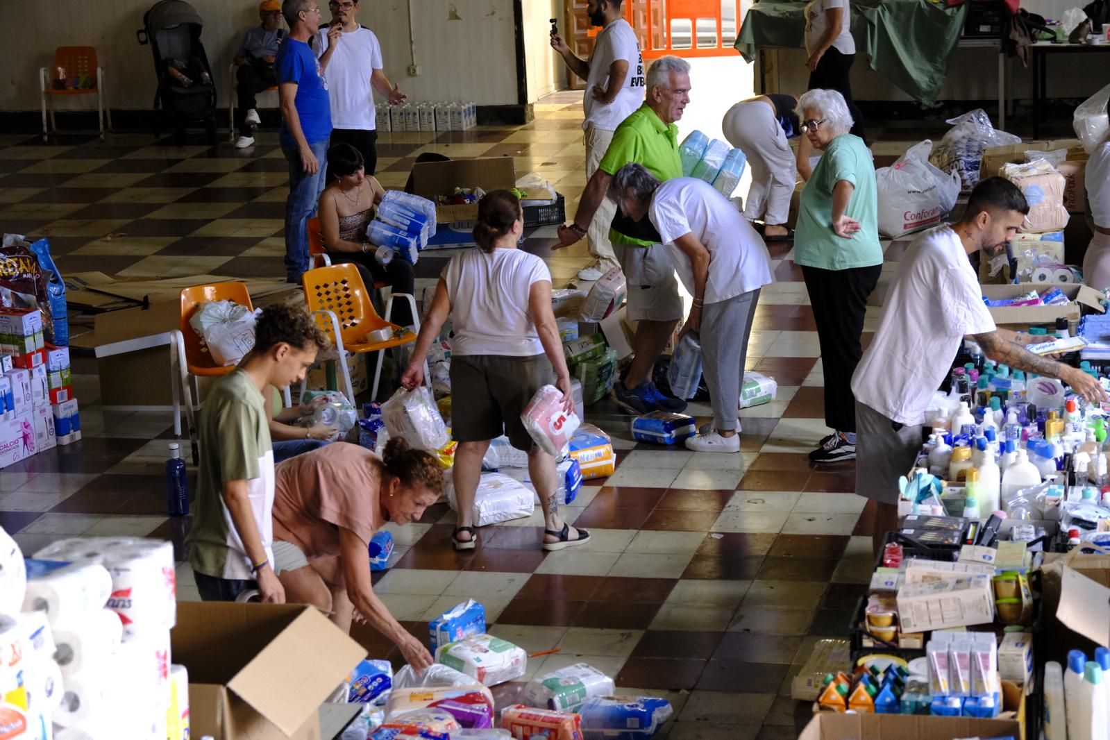 Las fotos de la recogida solidaria de La Isleta