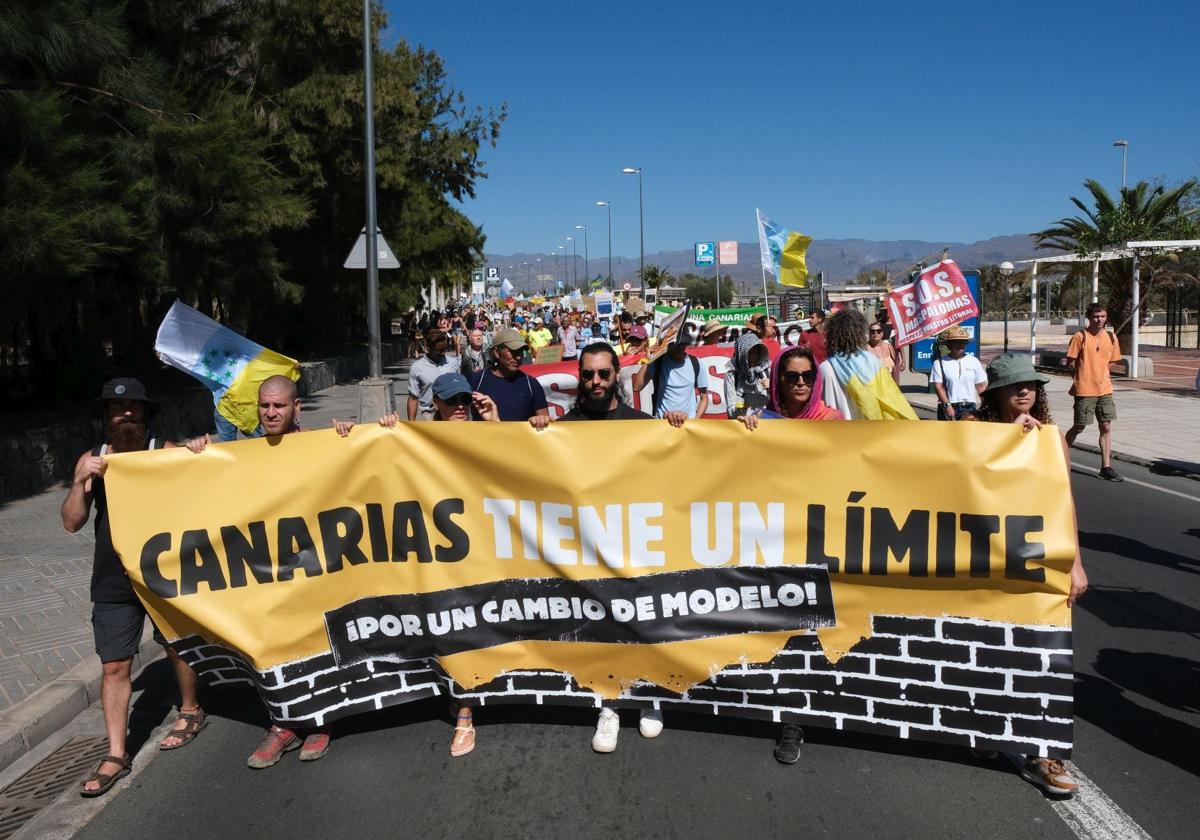 Meloneras salió a la calle para manifestarse contra el turismo masivo este año.