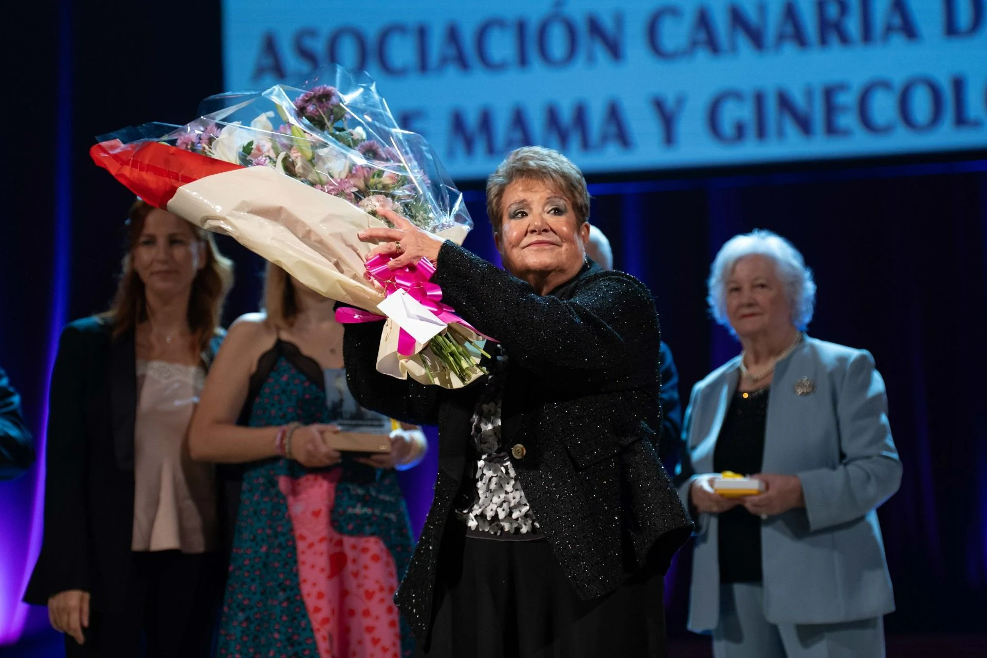 Imagen secundaria 1 - Una gala para impulsar la lucha contra el cáncer de mama y ginecológico