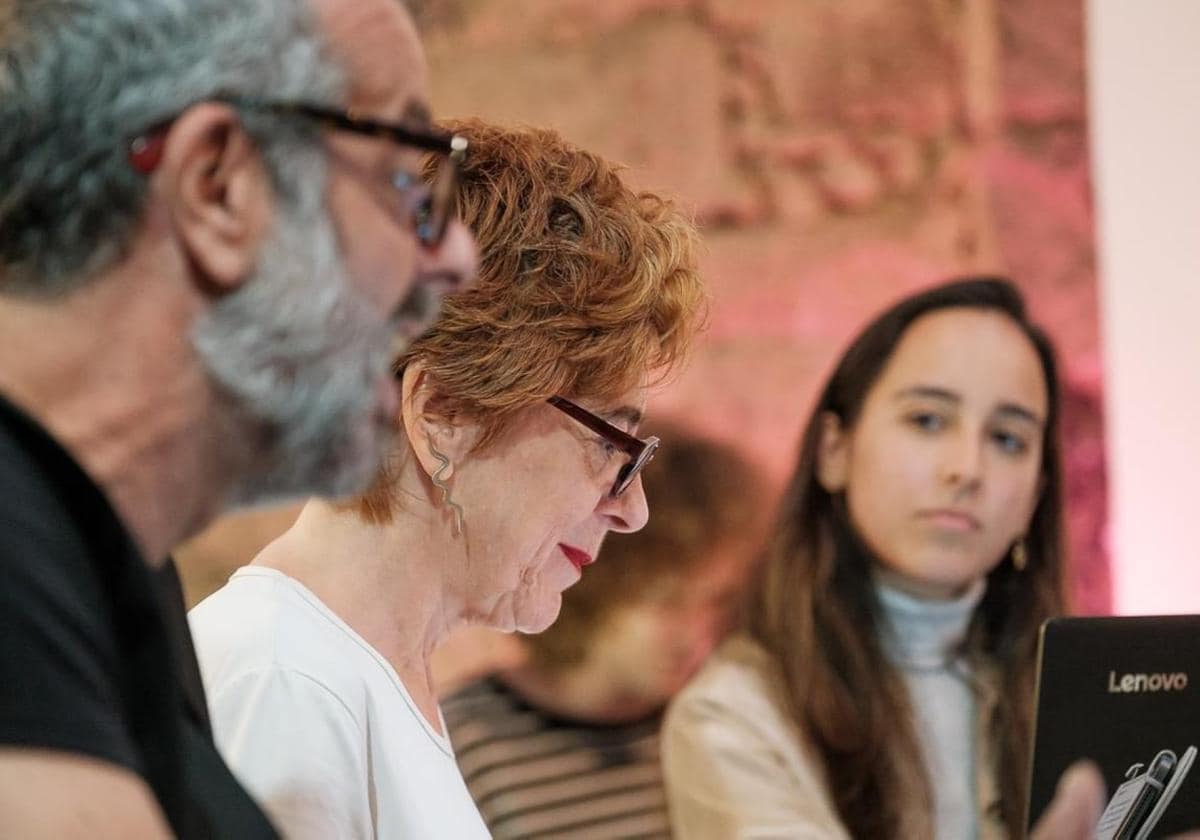 Luifer Rodríguez, Mari Carmen Sánchez y Paula Ojeda.