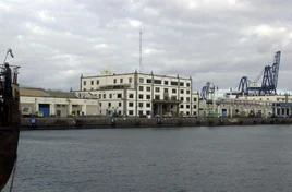 Los ingenieros de Caminos pelean en el Juzgado su lugar en el Puerto de las Palmas