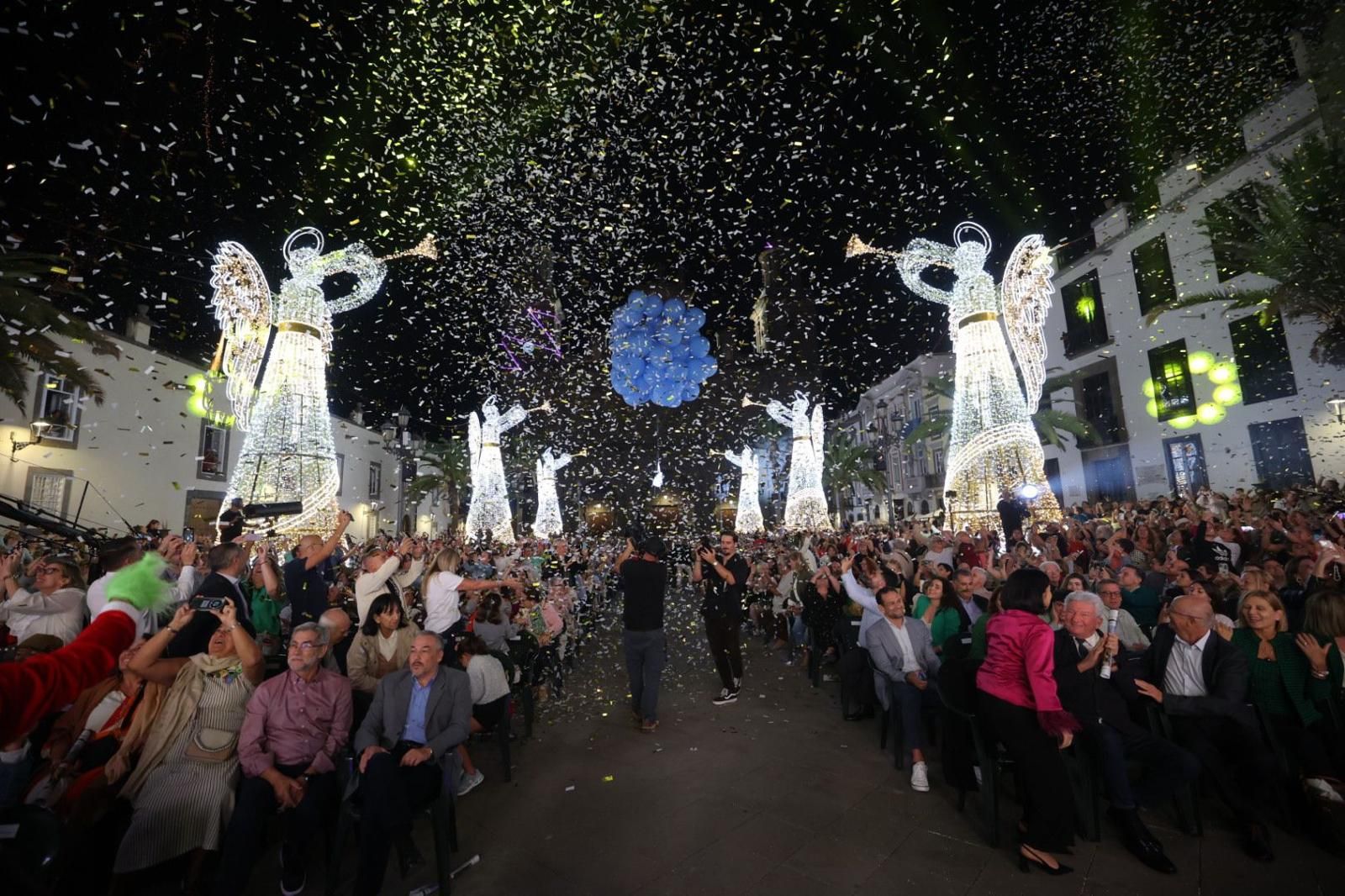 Luces, magia y música en el encendido navideño de la capital