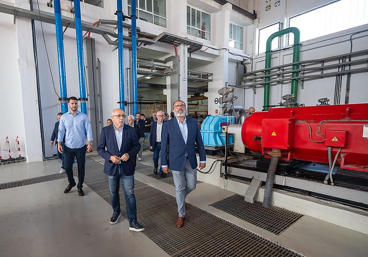 La ampliación de la desaladora del sureste abastecerá a 33.000 familias más