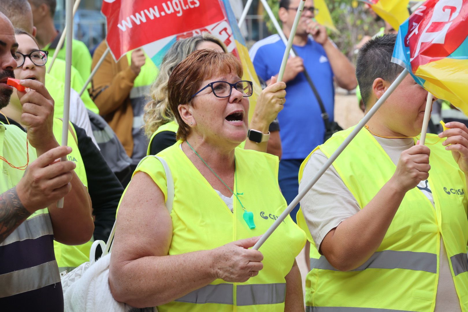 Las imágenes de las protestas de los trabajadores de la cementera y vecinos de El Pajar