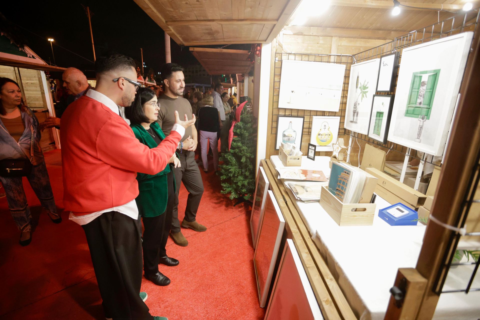 El primer día de la feria de Navidad en la capital grancanaria, en imágenes