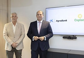 CaixaBank y Coplaca suscriben un acuerdo para impulsar la actividad del plátano