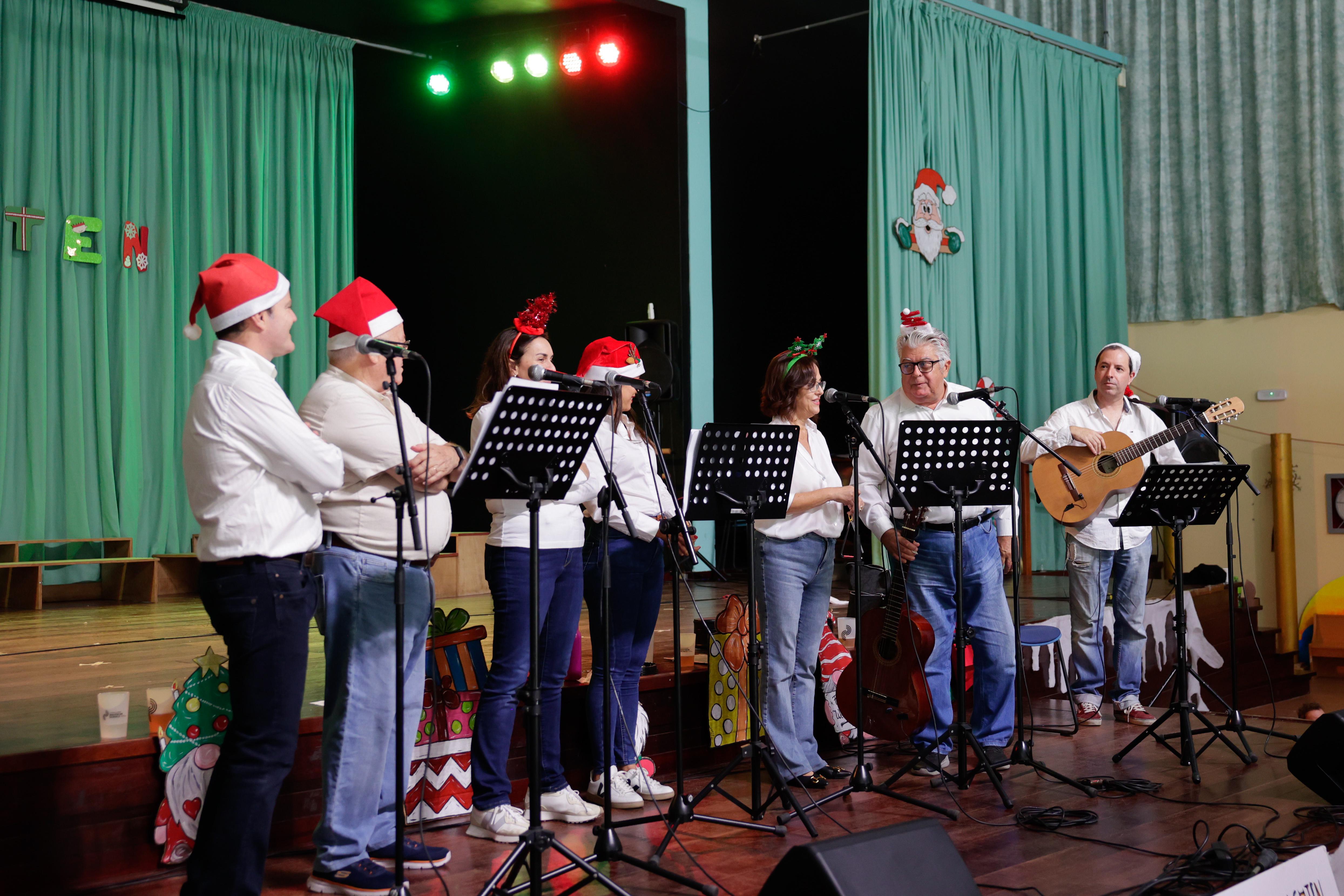 El mercadillo navideño en el Colegio Alemán, en imágenes