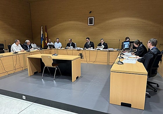 Imagen del juicio contra este santero.