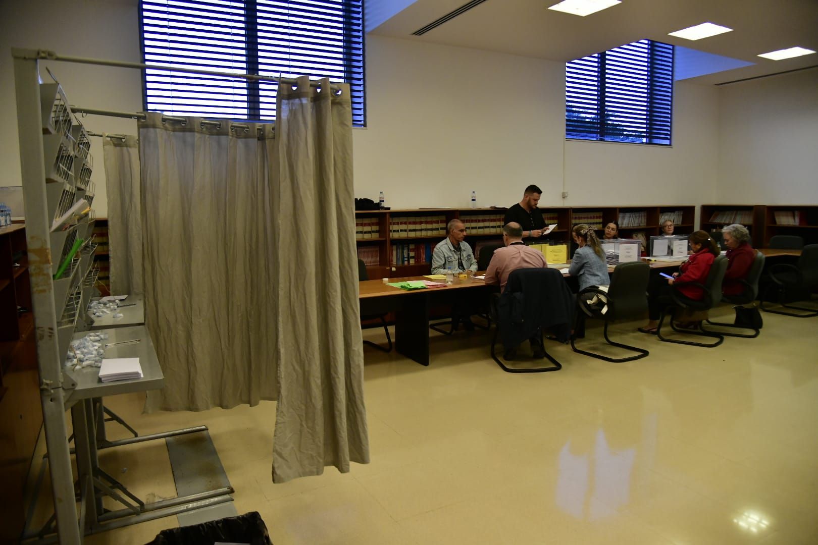 Imágenes de la segunda vuelta de las elecciones al rectorado de la ULPGC