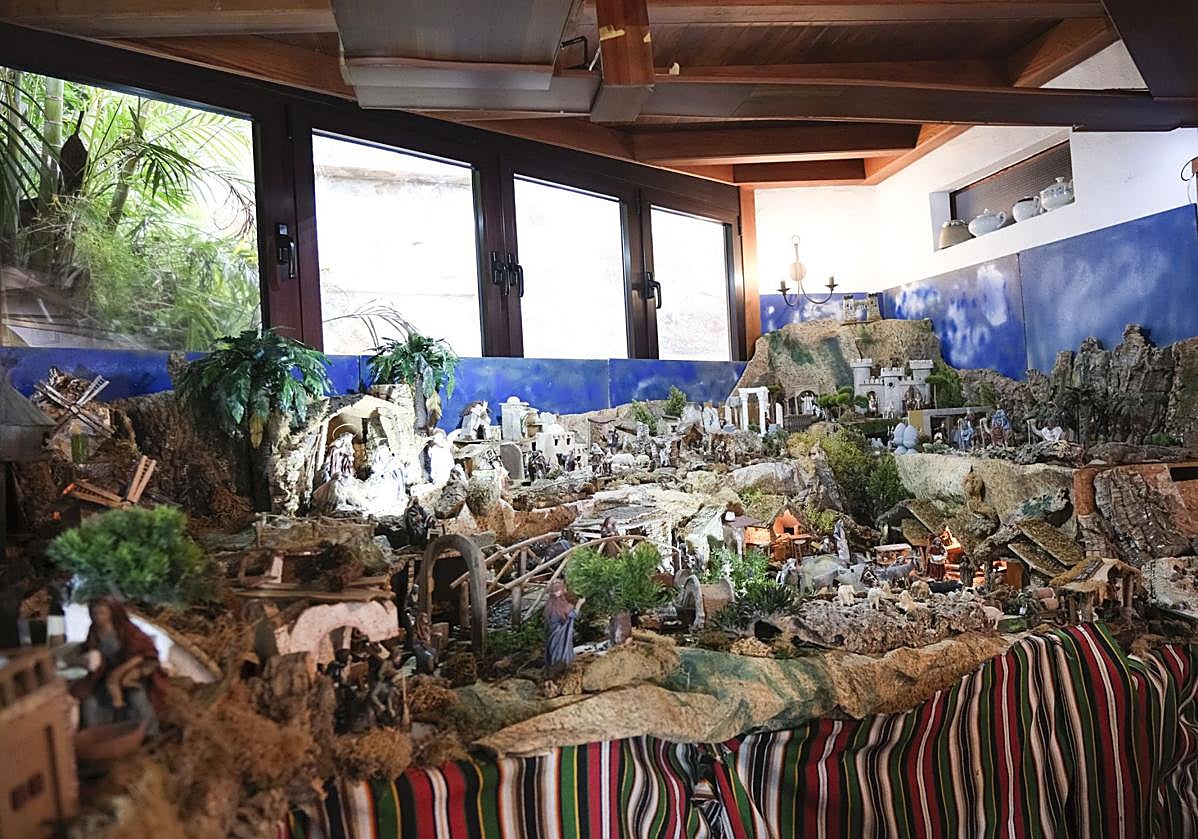 Imagen principal - Bravo de Laguna, fiel a la cita con el belén