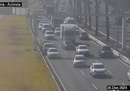 Accidente vial en la GC-1, sentido norte, a la altura de Granadera Canaria.