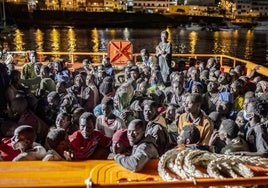 Migrantes que alcanzaron El Hierro en el mes de octubre.