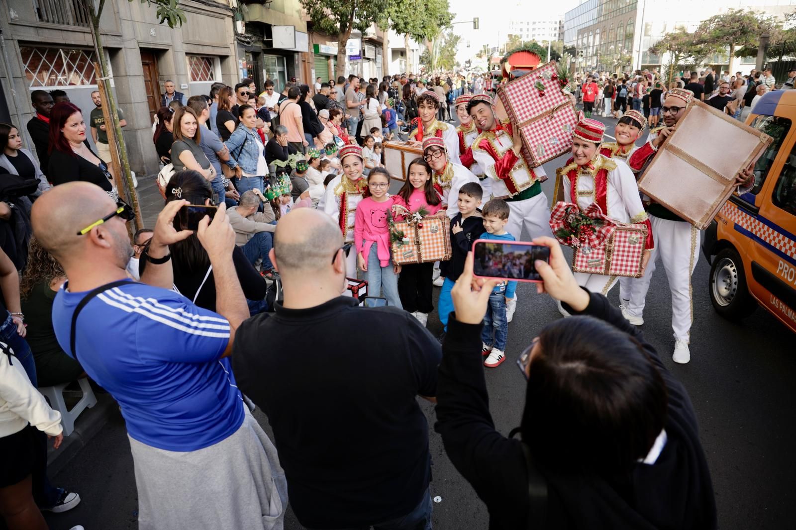 La magia de Melchor, Gaspar y Baltasar recorre Las Palmas de Gran Canaria