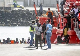 Otra de las embarcaciones rescatadas en Lanzarote el 5 de enero.