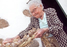 Domitila Padrón.