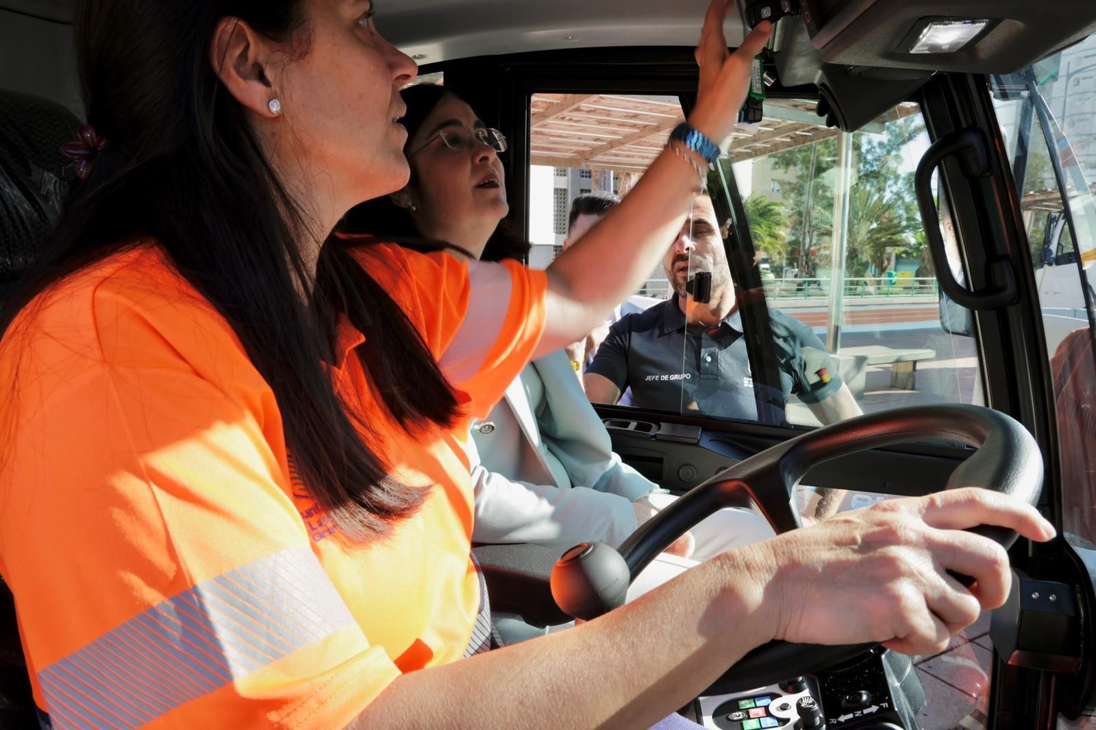 Las imágenes de la presentación de Carolina Darias de la tercera fase del Plan de Higiene Urbana
