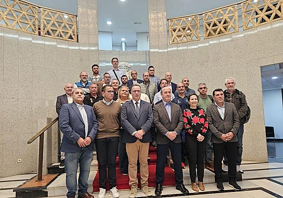 Foto de familia en la presentación desarrollada este viernes.