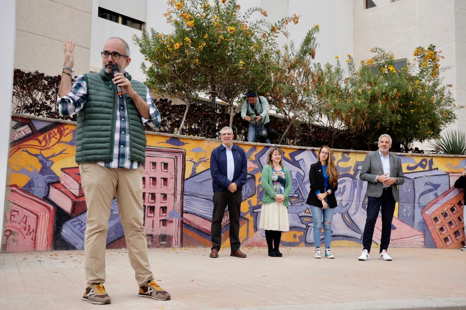 800 estudiantes participan en el concurso de redacción del Claret
