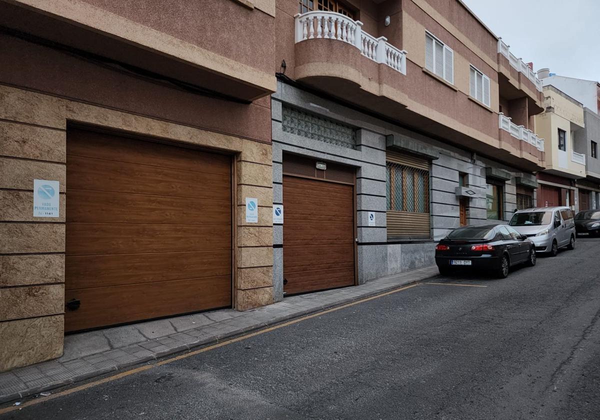 Imagen de archivo de dos vados en una calle de Las Palmas de Gran Canaria.