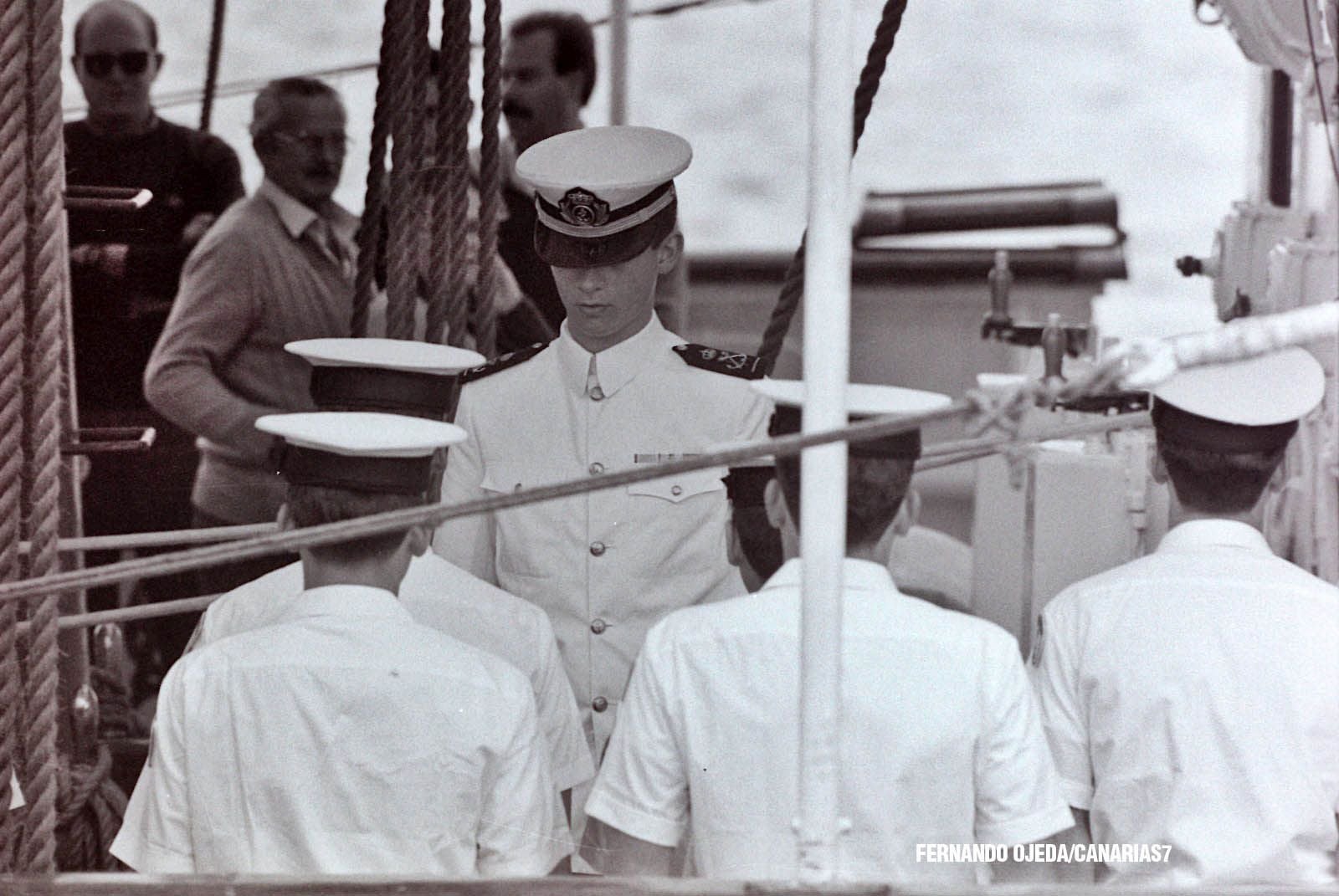 Una mirada al pasado cuando Felipe VI llegó a Canarias en el Elcano