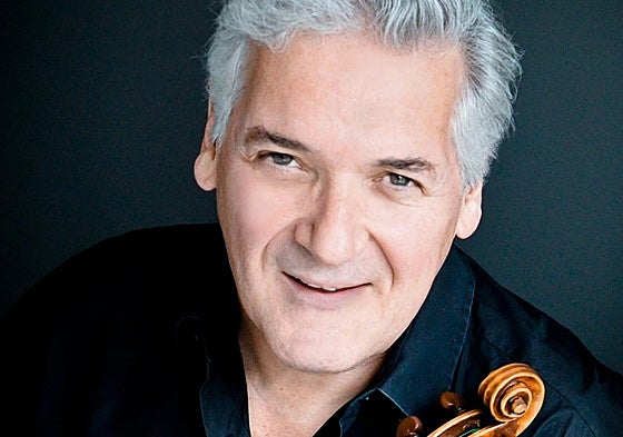 El violinista y director israelí Pinchas Zukerman.