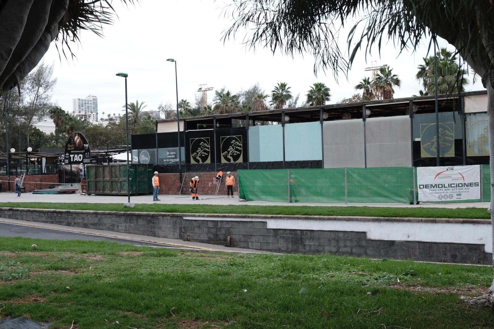 El arranque de la demolición del TAO, en imágenes