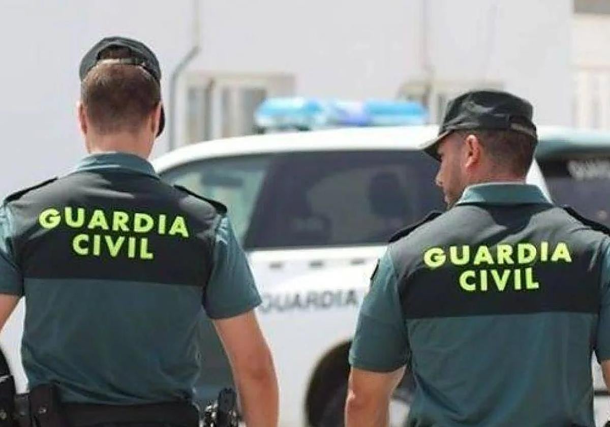 La Guardia Civil detiene a dos hombres de 33 y 39 años por «una brutal agresión».