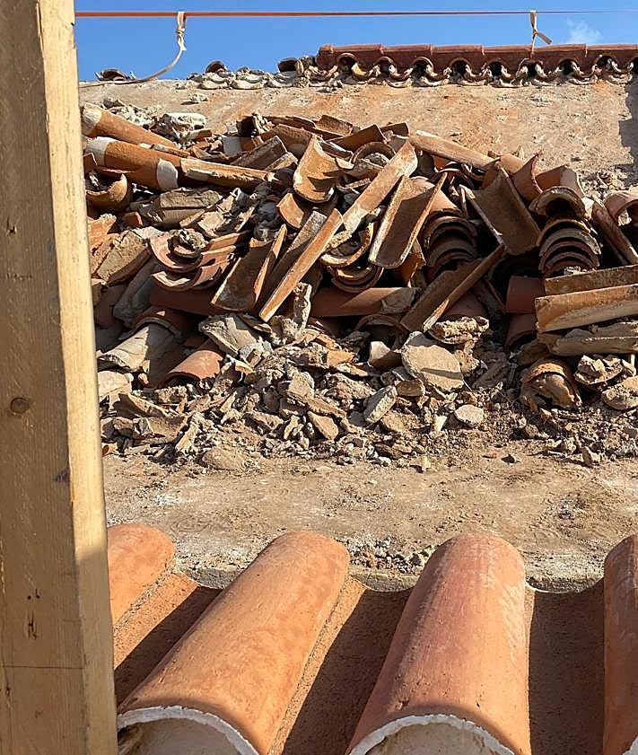 Imagen secundaria 2 - Obras en el edificio.