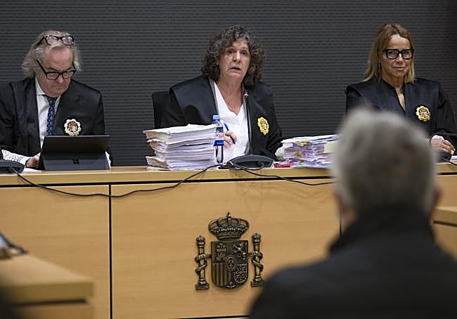 Los magistrados Carlos Vielba, Eugenia Cabello y Oscarina Naranjo.