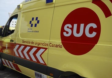 Dos menores heridos al chocar su patineta contra un coche en la capital grancanaria