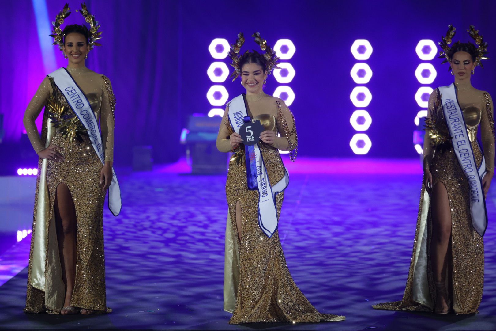 Las Palmas de Gran Canaria inaugura su carnaval con la presentación de los aspirantes al podio olímpico