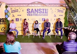 La entrega de cheques de la San Silvestre, en imágenes