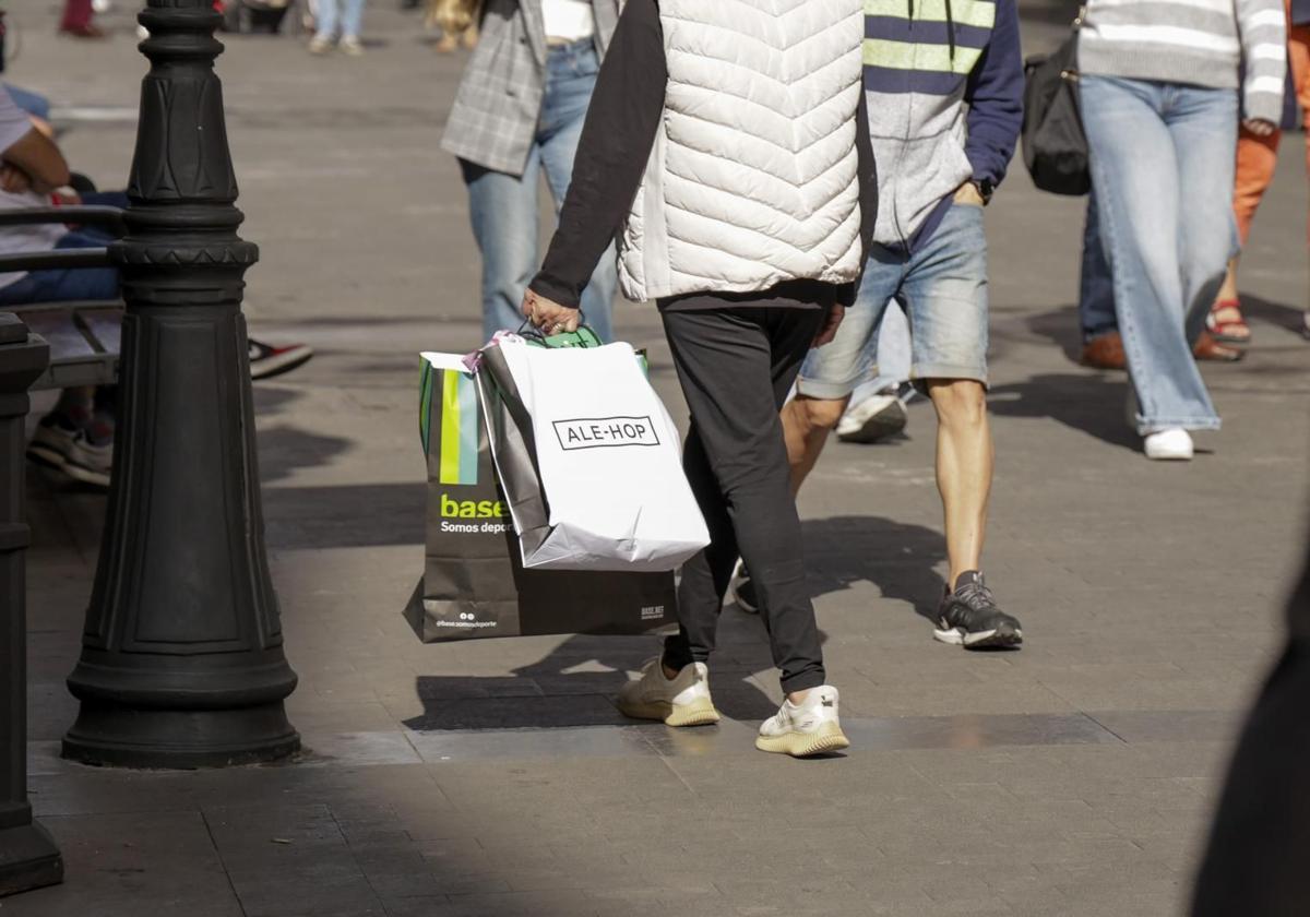 En los últimos cinco años desaparecieron 1.200 establecimientos, casi 400 en Gran Canaria.