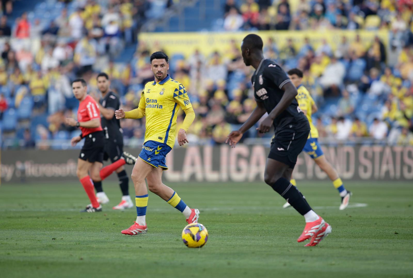 El duelo ante el Villarreal y el tributo a Kirian, en imágenes