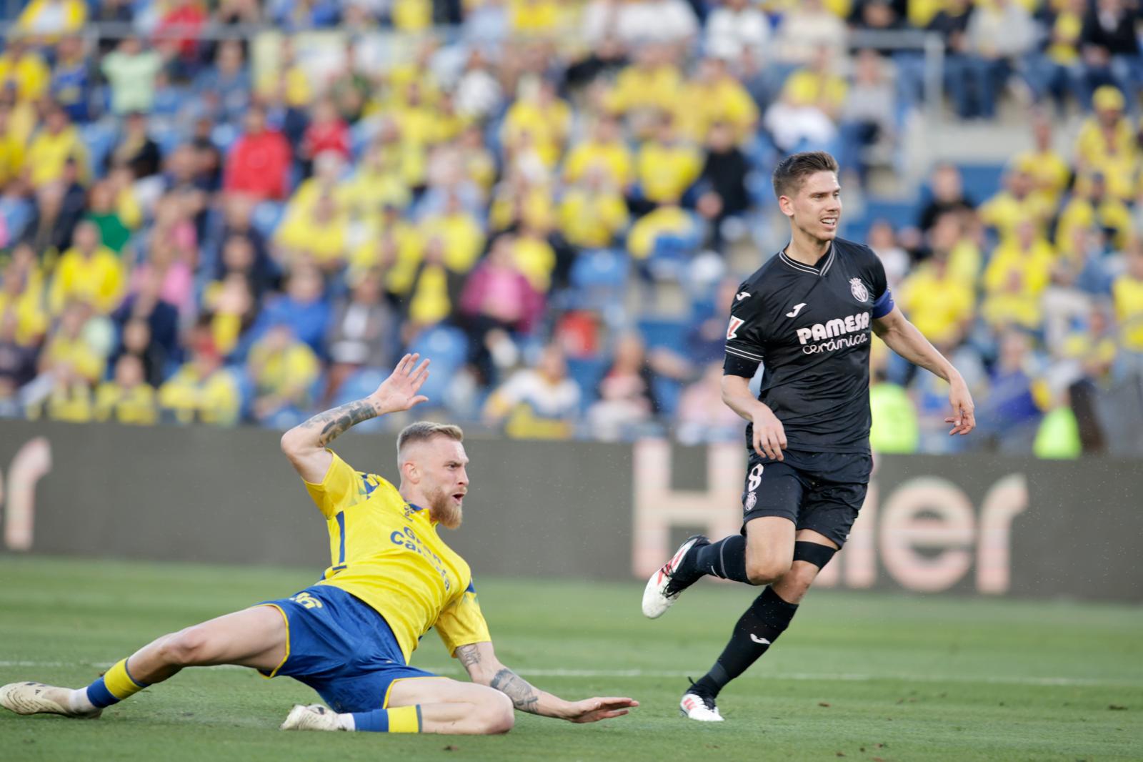 El duelo ante el Villarreal y el tributo a Kirian, en imágenes