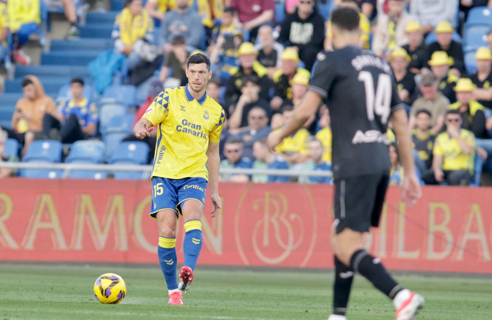 El duelo ante el Villarreal y el tributo a Kirian, en imágenes