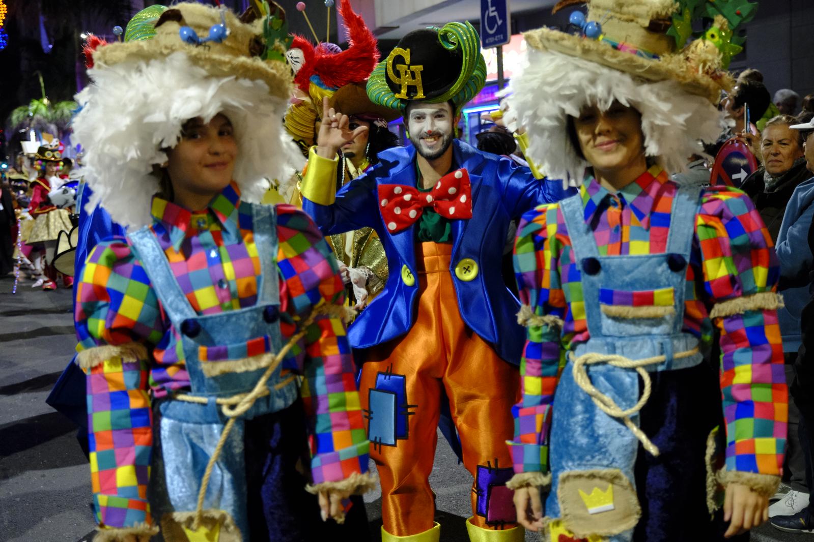 El pasacalles del carnaval de Las Palmas de Gran Canaria, en imágenes