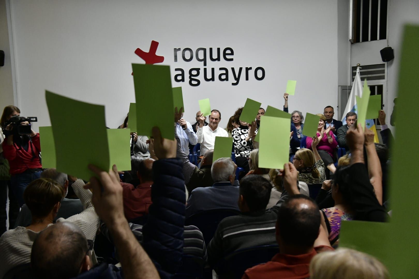 La asamblea de Roque Aguayro, en imágenes