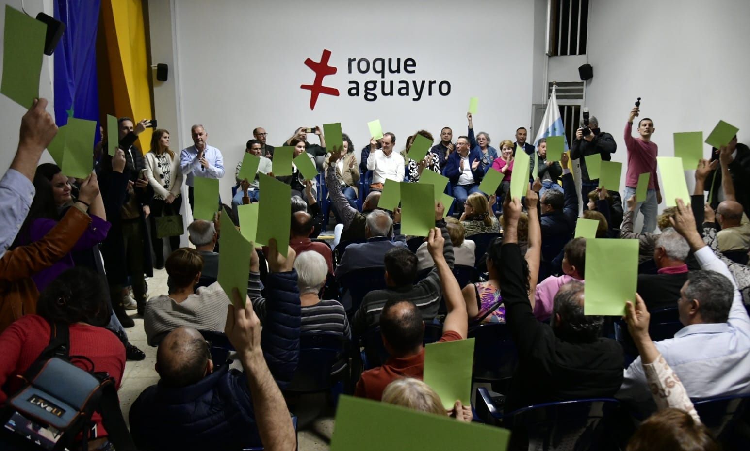 La asamblea de Roque Aguayro, en imágenes