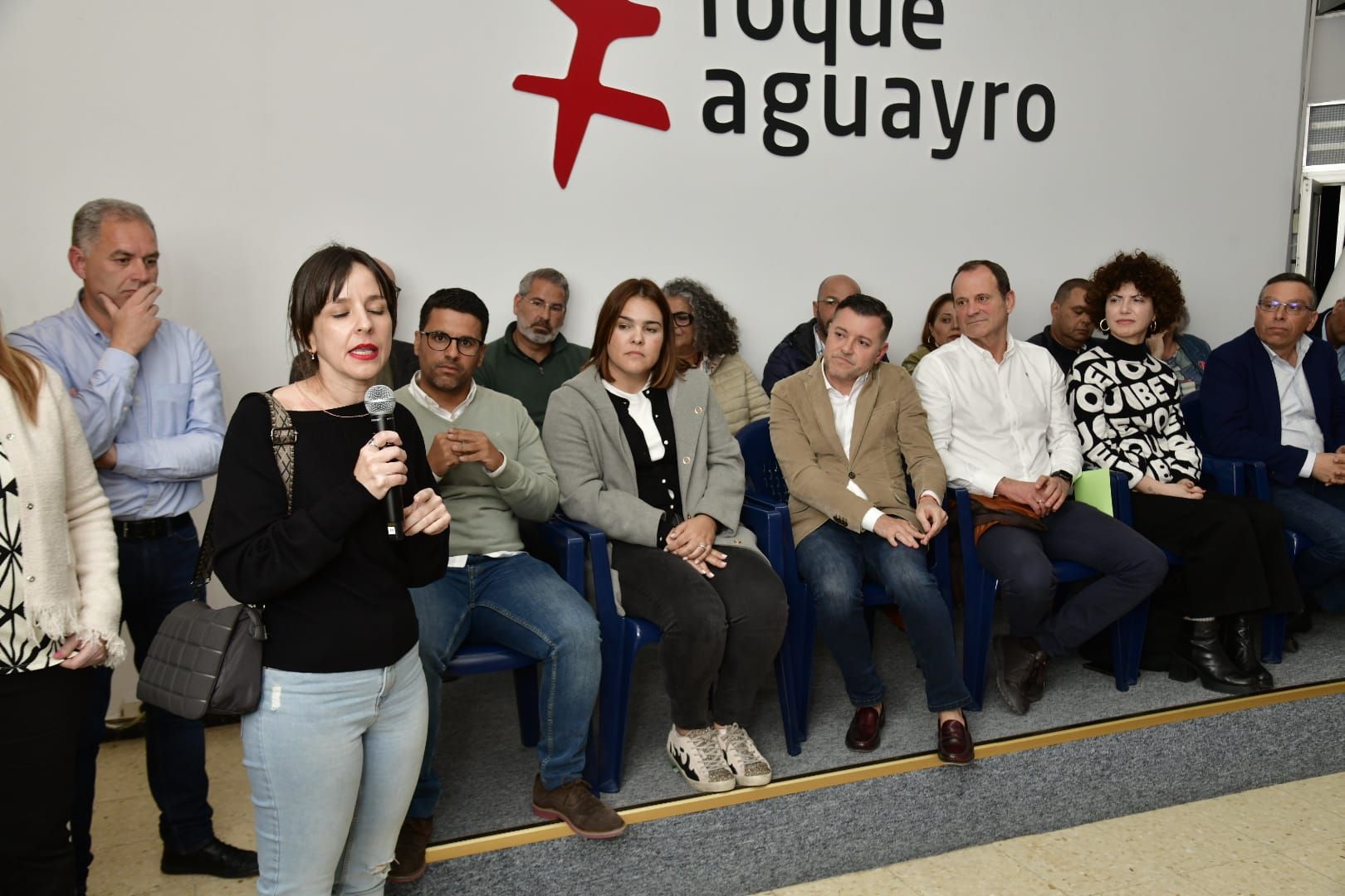 La asamblea de Roque Aguayro, en imágenes