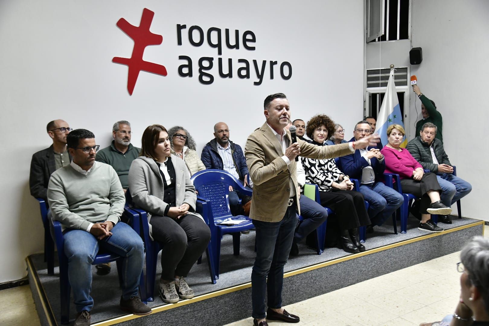 La asamblea de Roque Aguayro, en imágenes