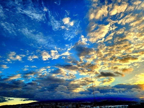 Estampa del cielo de Gran Canaria este martes.