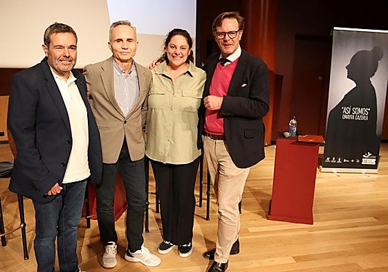 Francisco Chinea, Horacio Umpiérrez, Omayra Cazorla y Tilman Kuttenkeuler, este jueves, en el Auditorio Alfredo Kraus.