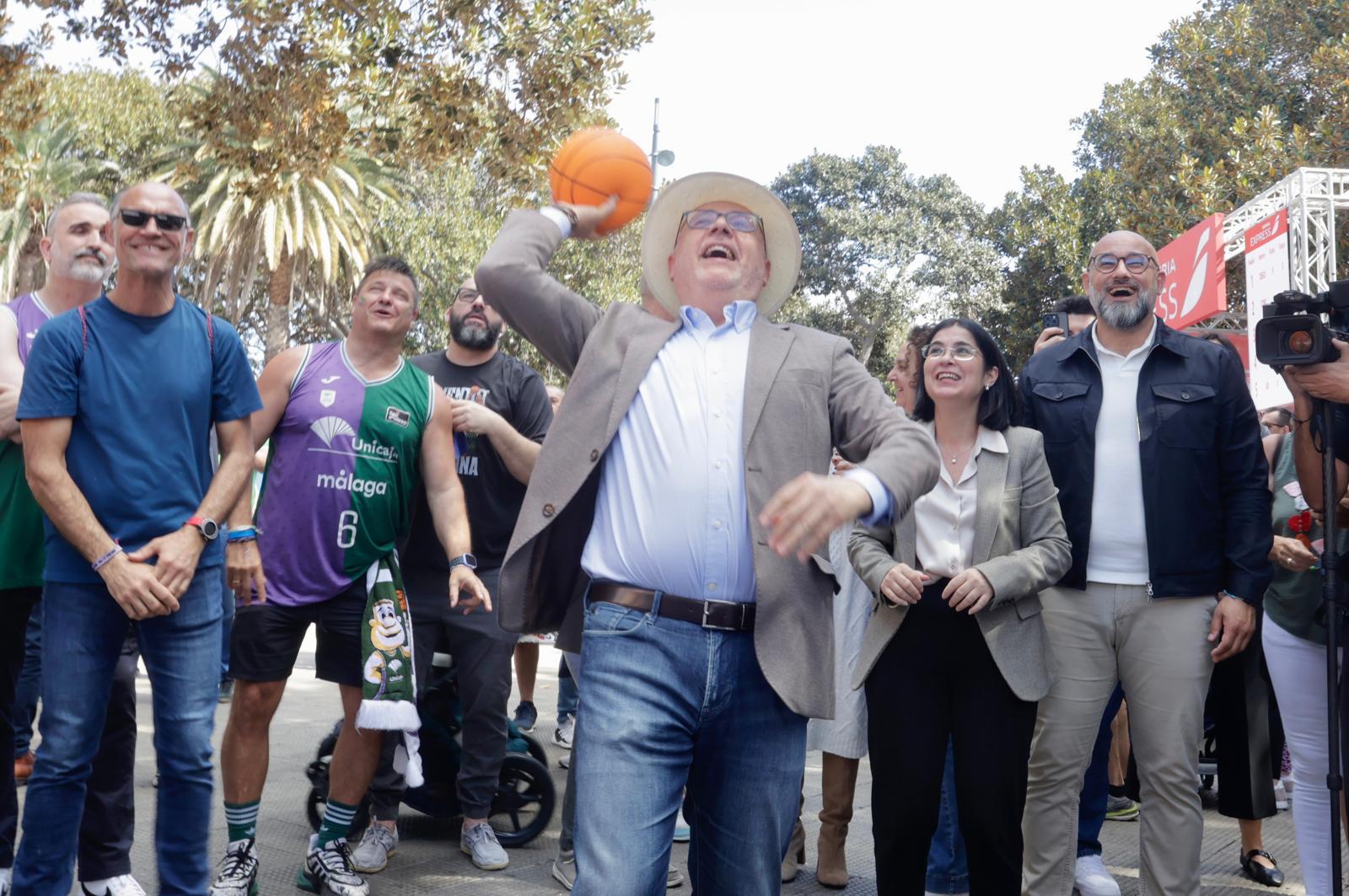 Recorrido por la Fan Zone de la Copa del Rey de las autoridades