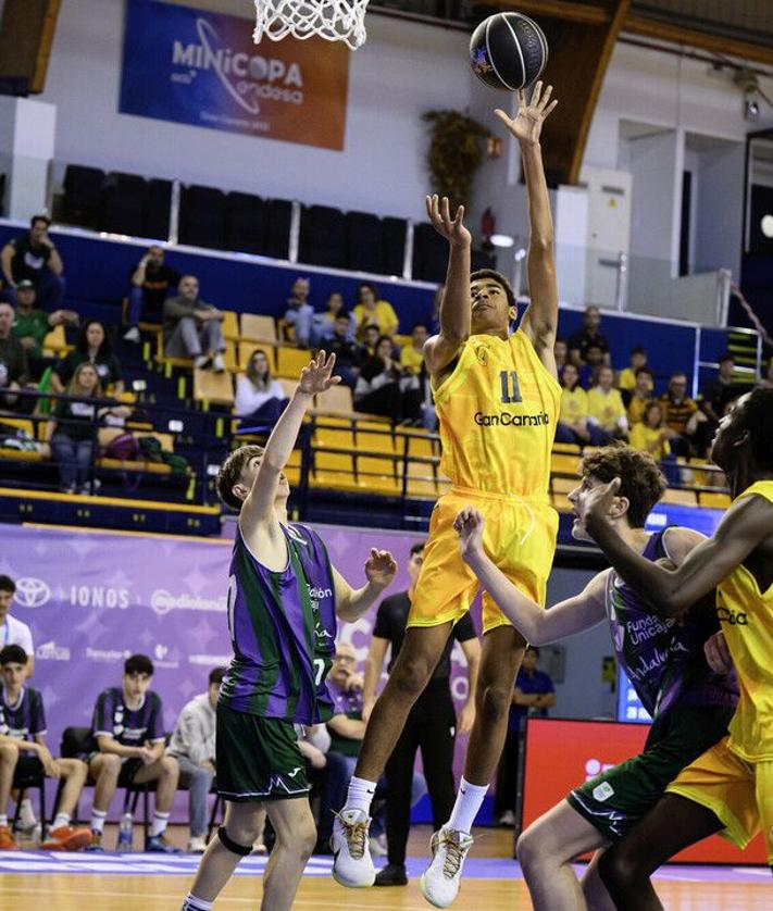 Imagen secundaria 2 - El Gran Canaria se crece en el CID y se clasifica para las semifinales de la Minicopa Endesa