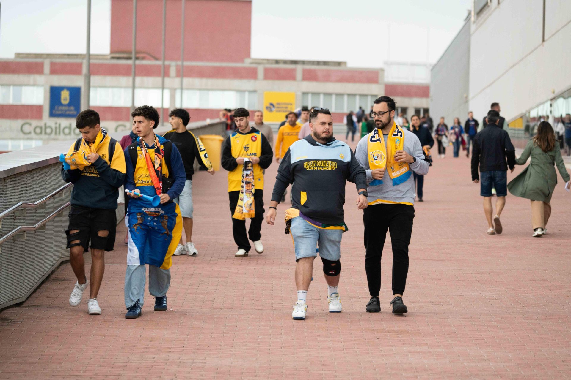 El recibimiento al Granca antes del inicio del choque ante el Madrid, en imágenes