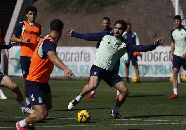 Campaña ya está recuperado de su lesión y apunta al once.